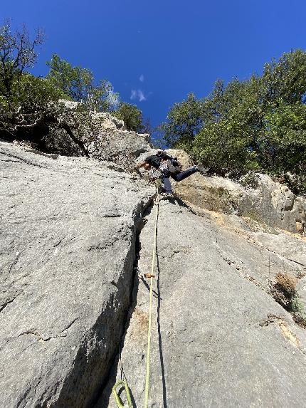 A Surtana in Sardegna altre due nuove vie di arrampicata trad