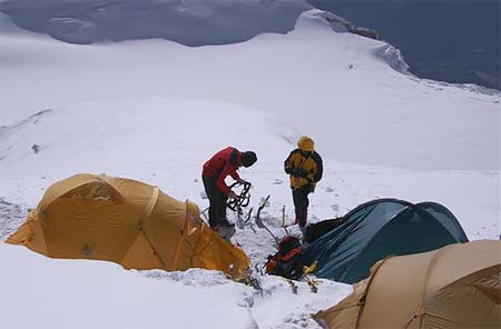 Dhaulagiri, Campo 1, spedizione Nives Meroi, Romano Benet, Luca Vuerich