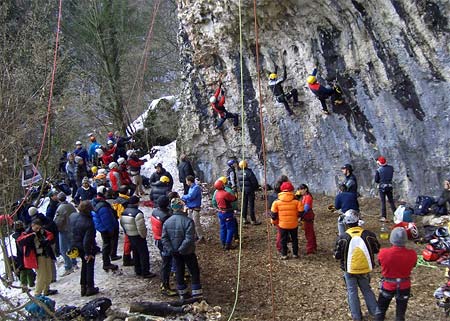 Ferrara di Monte Baldo, Dry Tooling