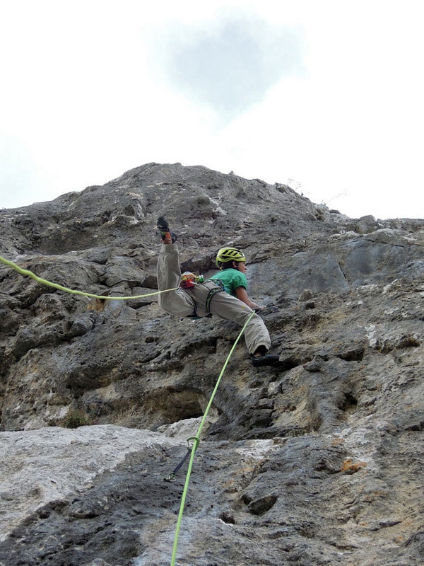 Michi Wohlleben climbing Hystrix (200 m, 8a+ max, 7a obl.), Sicily