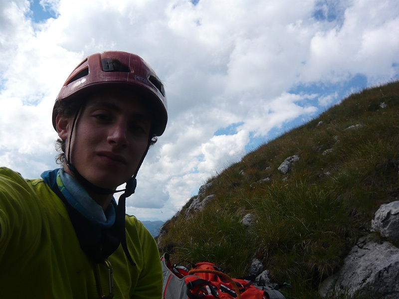 Alex Walpoth rope solo on Vint ani do, Meisules de la Bièsces, Sella, Dolomites, 08/2013
