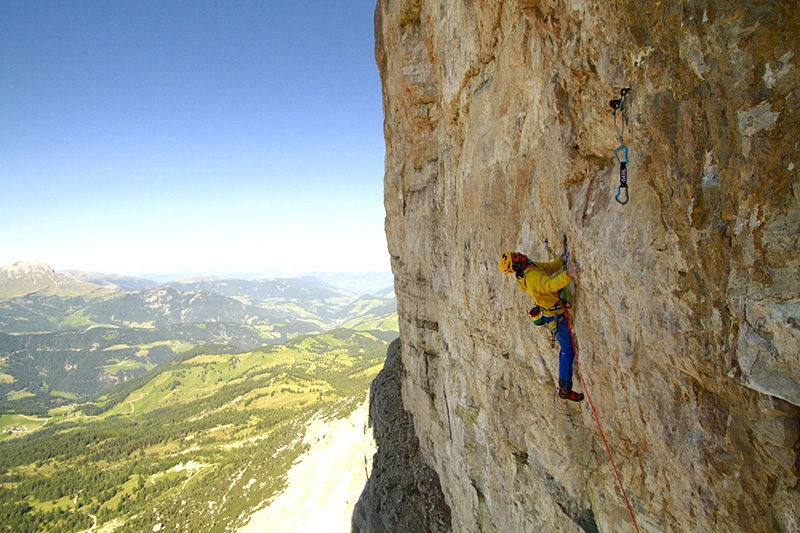 Sass de la Crusc Dolomiti, Voodoo-Zauber climb by Simon Gietl and Andrea Oberbacher