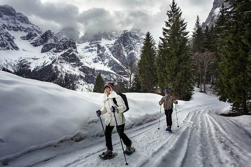 Winter walks to Trentino mountain huts