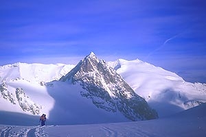 Ski mountaineering: Haute route Chamonix - Zermatt