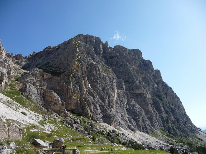 Via ferrata degli Alpini, Col dei Bois, Dolomiti