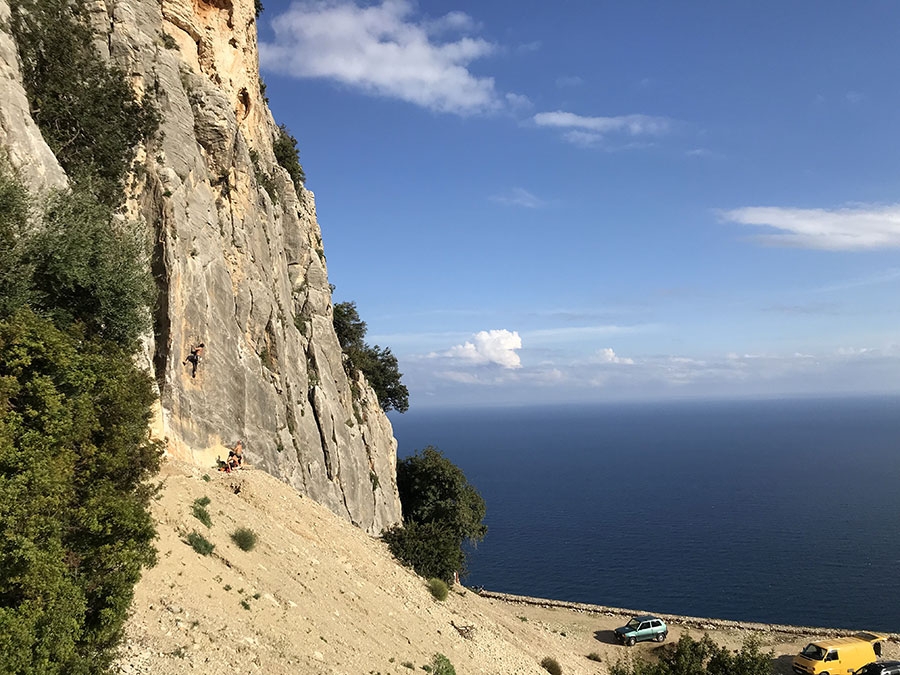 Sardegna arrampicata, Baunei, Campo dei Miracoli