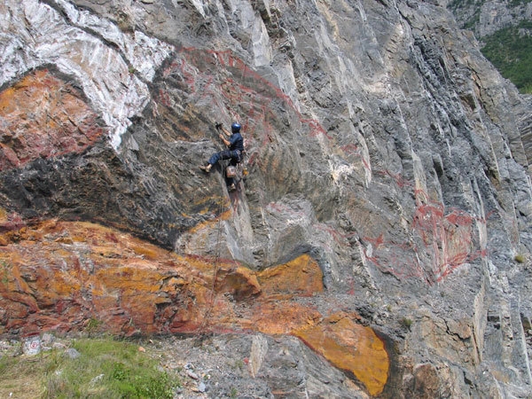 Pittura arrampicata ex cava Martinetto - Tirano