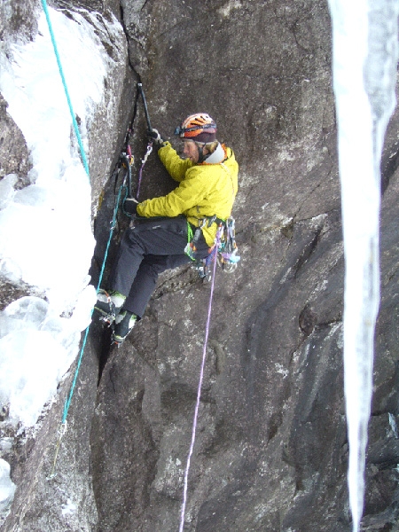 Norway ice climbing first ascents by Robert Jasper, Markus Stofer & Roger Schäli