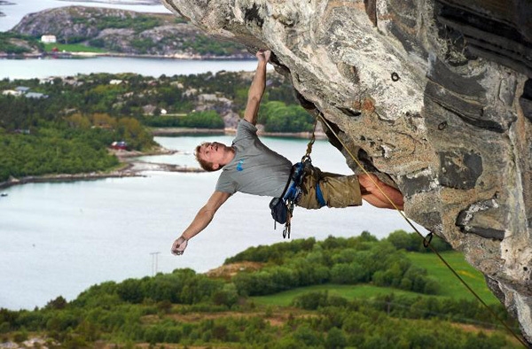 Magnus Midtbö climbing at Hanshellern, alias the crag Flatanger in Norway