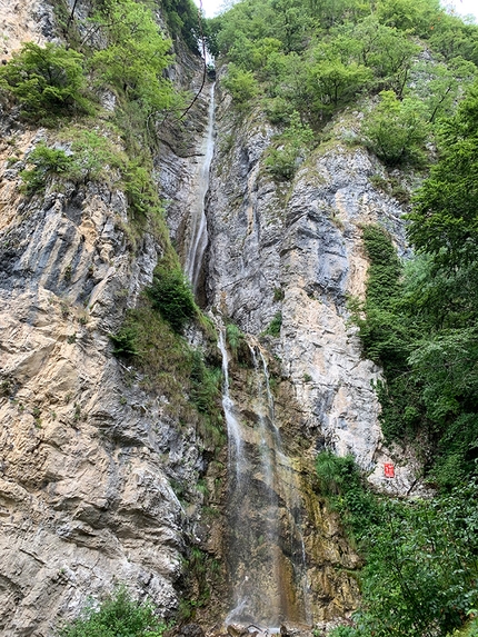 Via ferrata Rio Ruzza a Ballino Monte Cogorna - Via ferrata Rio Ruzza a Ballino: Ballino, Lago di Tenno, Garda Trentino