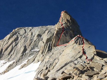Aguja Guillaumet, Fitz Roy, Patagonia - The route line