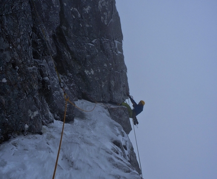 Don't die of Ignorance, first repeat on Ben Nevis by Boswell and Dunn