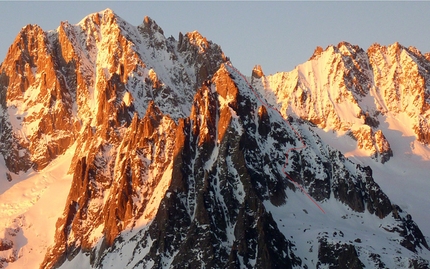 Aiguille du Moine - La parete SE di Aiguille du Moine (Monte Bianco).
