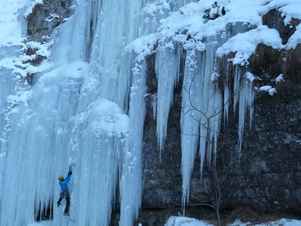 Val Porsiglia - Nuove cascate di ghiaccio in Val Porsiglia (TN) per Peter Moser e compagni