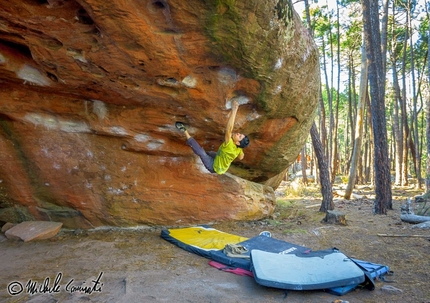 Michele Caminati, bouldering at Albarracin, Spagna - 
