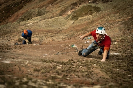 Robbie Philips, Alex Moore climb Longhope Direct on Isle of Hoy, Scotland