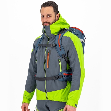 Ski mountaineering jacket Marmolada Jacket - Ideal ski mountaineering jacket for hard climbing