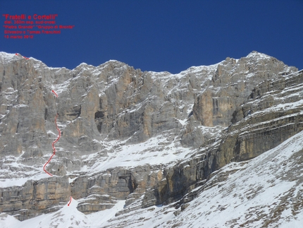 Via Fratelli e Cortelli, new ice climb  in the Brenta Dolomites by Franchini brothers