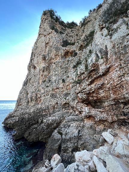 Marinaio di foresta - Pedra Longa, Baunei, Sardegna - La vista della partenza di Marinaio di foresta, Pedra Longa, Baunei, Sardegna