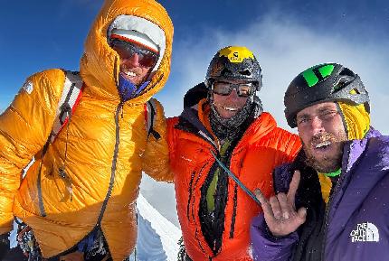 Jannu, Nepal, Himalaya, Matt Cornell, Alan Rousseau, Jackson Marvell - Matt Cornell, Alan Rousseau and Jackson Marvell on the summit of Jannu (7710m) on 12/10/2023 after having made the alpine style first ascent of 'Round Trip Ticket' (M7 AI5+ A0) up the mountain's north face