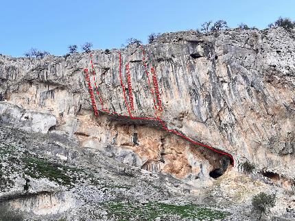 Cédric Lachat - Cédric Lachat climbing 'Chilam Balam' (9a+/b) at Villanueva del Rosario in Spain