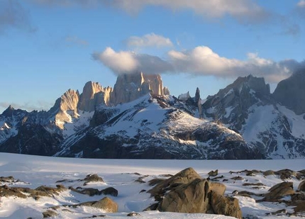 Patagonia: Gendarme del Pollone, nuova via per Cominetti e Calvo
