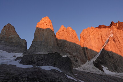 Sean Villanueva O'Driscol, Torres del Paine, Patagonia - Torres del Paine, Patagonia: Torre Sur, Central Tower, North tower and Peineta, enchained by Sean Villanueva O'Driscol from 23 - 26 February 2024