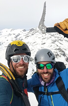 Rothorn, Val d'Ayas, Giovanni Ravizza, Michele Tixi - Giovanni Ravizza e Michele Tixi durante l'apertura di 'Ricordi indelebili' sul Rothorn in Val d'Ayas, Valle d'Aosta il 25/03/2024