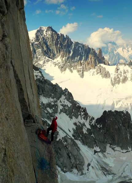 Divine Providence Mont Blanc - Luka Krajnc & Luka Lindič - Above the crux, but still some climbing to go
