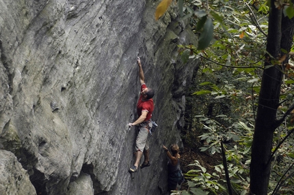 Lungaserra - Donato Lella climbing at Lungaserra