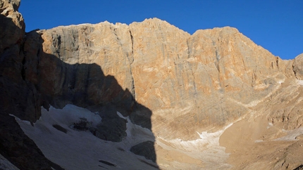 Aladaglar, two new Turkish rock climbs by Larcher, Giupponi, Sartori