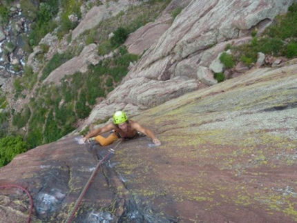 USA Climbing Trip - Manrico dell'Agnola su The Naked Edge, L2