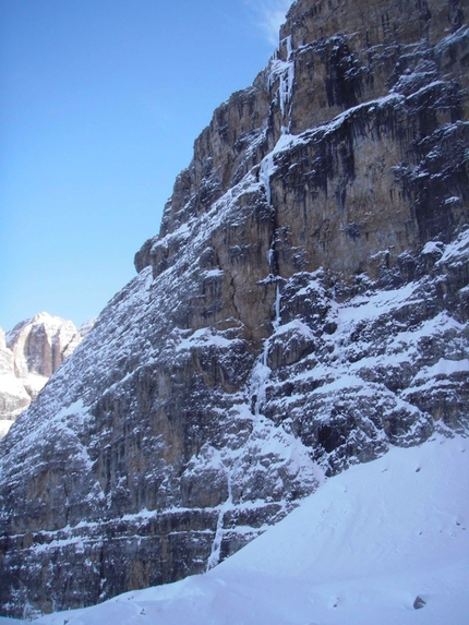 Valeria, important new ice climb in the Brenta Dolomites