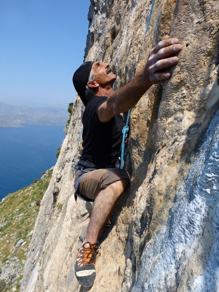 Lambda, Telendos, Kalymnos - Yannis from the restaurant Rita climbs Lava 6a