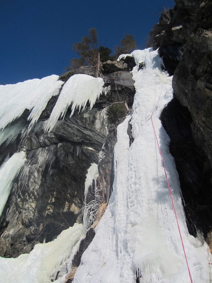 Norway - Ice climbing in Norway: Grabeinsisen (II/WI 4, 50m)