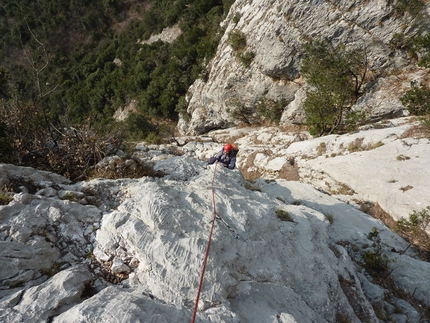 Valle del Sarca - Sulla via La ritrovata gioia di arrampicare, Pian della Paia.