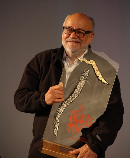 Piolets d'Or 2013 - Kurt Diemberger receiving the Piolet d'or Lifetime achievement award - Walter Bonatti award