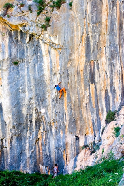 Andonno, Severino Scassa - Severino Scassa climbing at Andonno