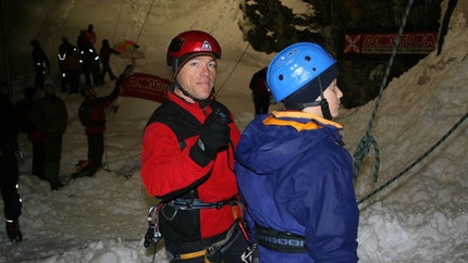 Ice on the Night in Val Varaita - Roberto Marabotto, coordinatore delle manovre per la sicurezza durante il meeting