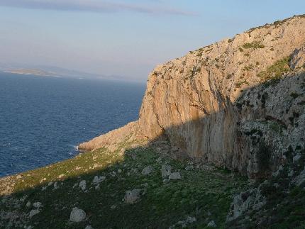 New climbing on Kalymnos: Secret Garden and Saint Photis