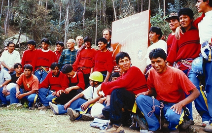 Una vita nella Cordillera di Giancarlo Sardini - Guide don Bosco en los Andes Marcarà