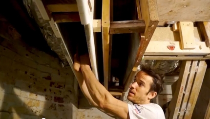 Tom Randall crack climbing training video