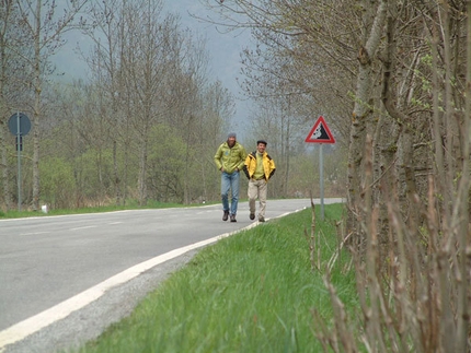 Melloblocco 2008 - Nicoliò Berzi e Michele Comi on the road