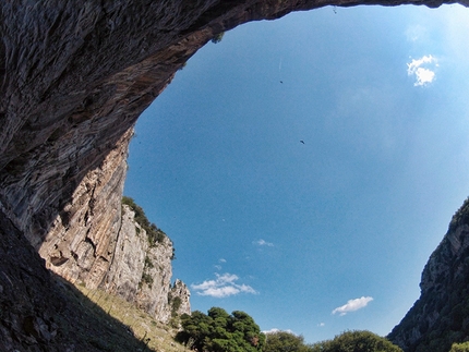 Anavra, Greece - Anavra sector D – The Big Caves, the new crag in central Greece.