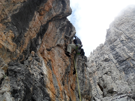 Via Stenghel, Torre d'Ambiez, Brenta Dolomites - Climbing the Stenghel - Chini at Torre d'Ambiéz