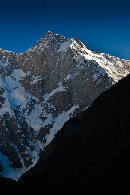 Kunyang Chhish East - The formidabel SW Face of Kunyang Chhish East in the Karakorum, first climbed by Simon Anthamatten, Hansjörg Auer and Matthias Auer in July 2013.