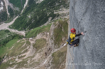 Invisibilis - Marmolada d'Ombretta - Geremia Vergoni climbing Invisibilis, South Face Marmolada d'Ombretta (Dolomites)