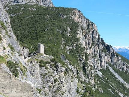 La Scala del Cielo, new rock climb up Torri di Fraele in Alta Valtellina