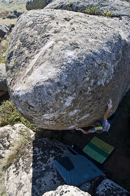 Bouldering at Prilep, Macedonia - Niccolò Ceria on the first ascent of The chickens academy 8A