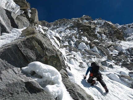 K6 West, the Karakorum first ascent video by Raphael Slawinski and Ian Welsted